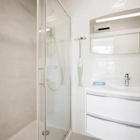 Ferienwohnung Stunning Seaview Retreat With Terrace Hvar Town Exterior foto