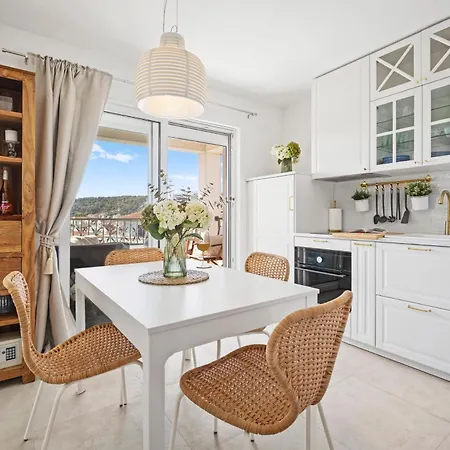 Ferienwohnung Stunning Seaview Retreat With Terrace Hvar Town Exterior foto