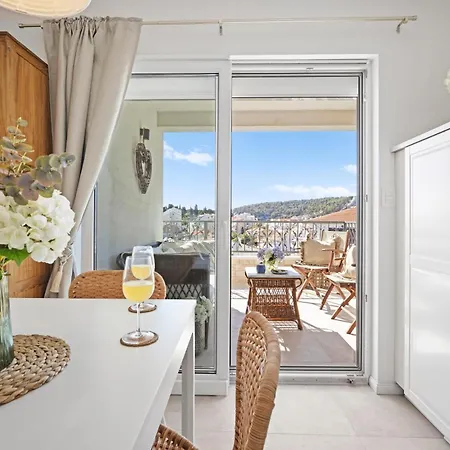 Ferienwohnung Stunning Seaview Retreat With Terrace Hvar Town Exterior foto